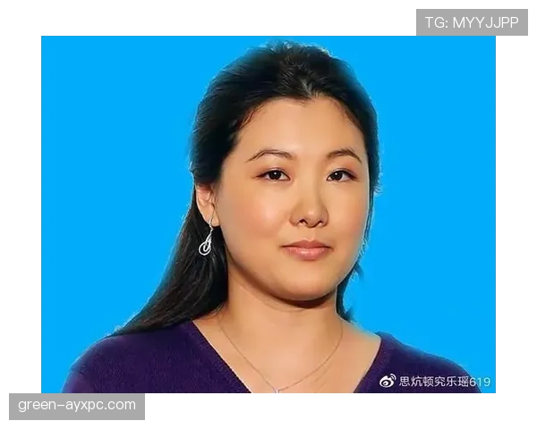 伏明霞发张日常就让人怀疑：是奥运冠军还是隐形阔太